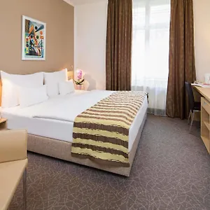 Pav Hotell Prag